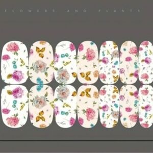 3 FOR $13 🔥 Trendy Self Adhesive Nails Wrap